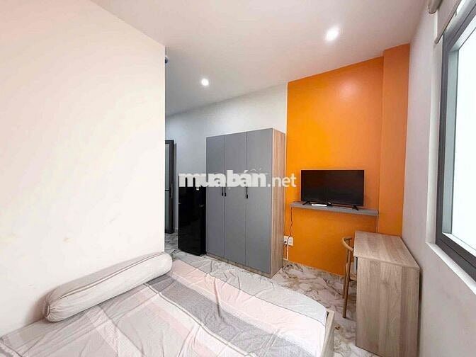 Phòng Cao Cấp Thang Máy Ngay Etown Cộng Hoà Nhà Ga T3 Tân Bình