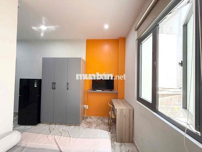 Phòng Cao Cấp Thang Máy Ngay Etown Cộng Hoà Nhà Ga T3 Tân Bình