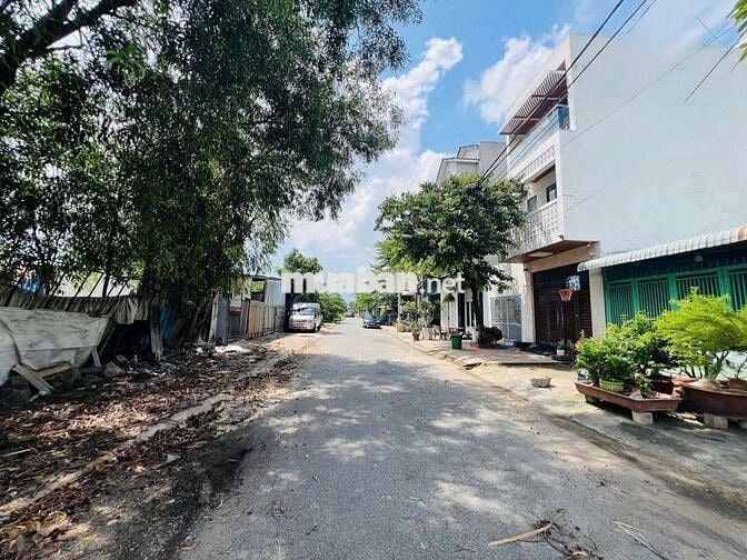 Đất bán 3 lô liền kề 3,x tỷ/lô siêu hiếm tại thị trường TĐC Bửu Long