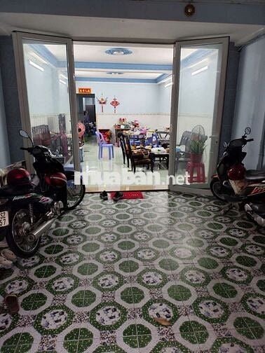 Bán nhà chính chủ cách đường Võ Văn Kiệt 50m hẻm rộng 7m Q.Bình Tân cũ