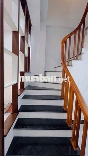 NHÀ MỚI HIỆN ĐẠI - GẦN TRỊNH VĂN BÔ - NGÕ Ô TÔ -  40M - 4 TẦNG -Ở NGAY