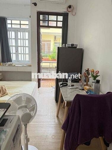phòng trọ Tân Bình gần nhà ga T3 20M2 đường Cộng Hoà Quận Tân Bình