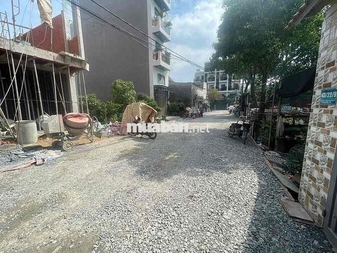 NHÀ 3 lầu 1 trệt 1 lửng 4pn 1 pt 6wc đường 8m