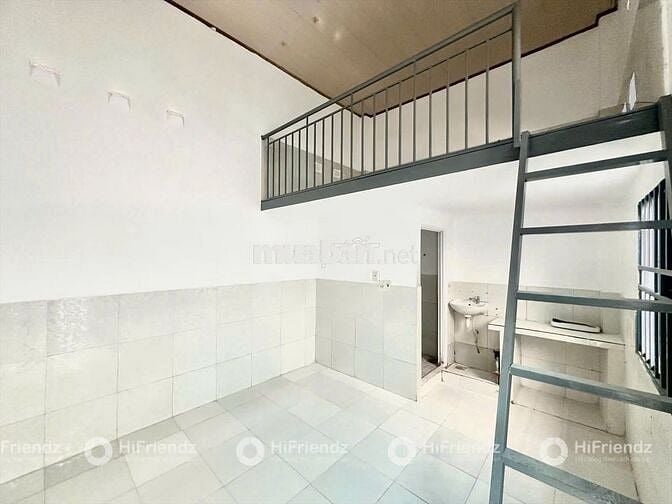 Duplex cửa sổ trời máy lạnh rộng rãi giá rẻ gần chợ Thạch Đà