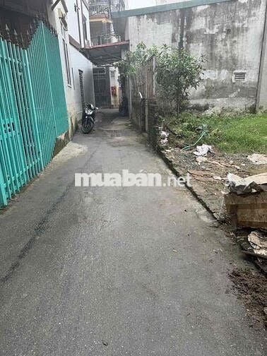 Tôi có miếng đất thổ cư 83m2 tại Xuân Phương Hà Nội đang cần bán gấp.