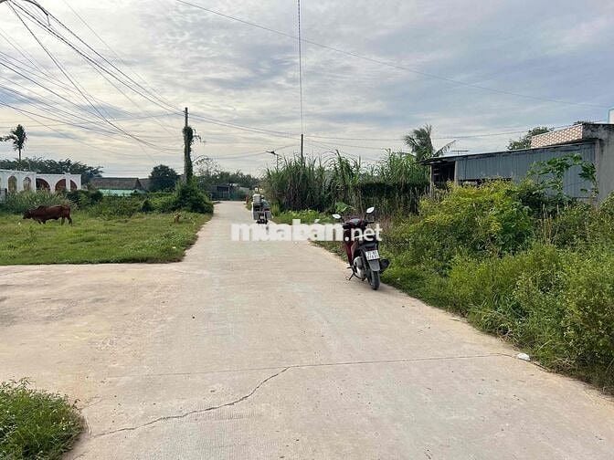 Lô đất rộng đường bê tông 5m tại Đức Hoà Thượng