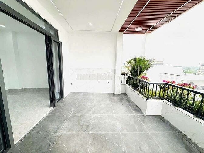 Cho thuê nhà mới xây full nội thất cao cấp q12