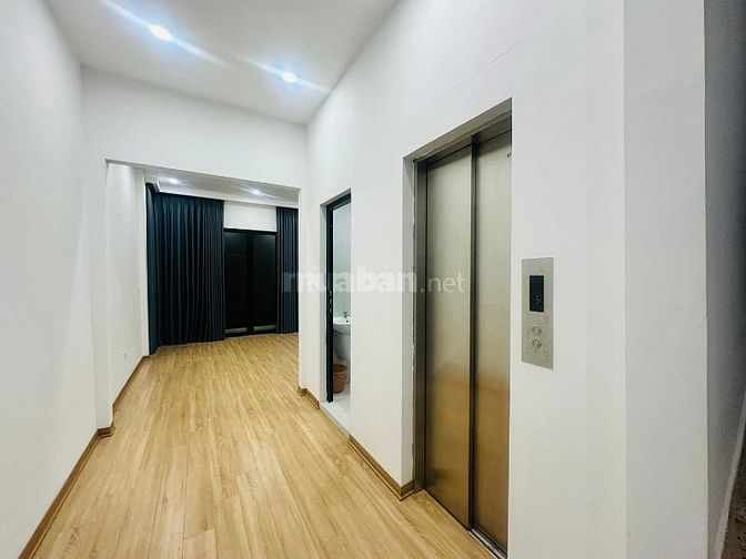 🎋Phân lô, ngõ nông, sau dãy mặt phố Giang Văn Minh, 7 tầng, hiếm bán