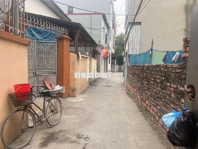 Bán nhà 4 tầng Đại Mỗ, ôtô thông, dân xây. Hàng xóm cán bộ nhà nuóc.