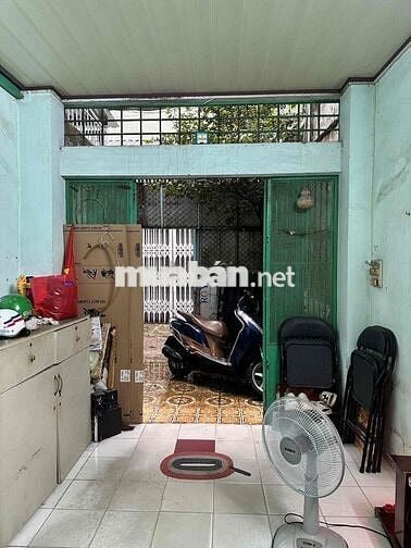 BÁN NHÀ CẤP BỐN PHƯỜNG 17 QUẬN BÌNH THẠNH. HƯỚNG ĐÔNG