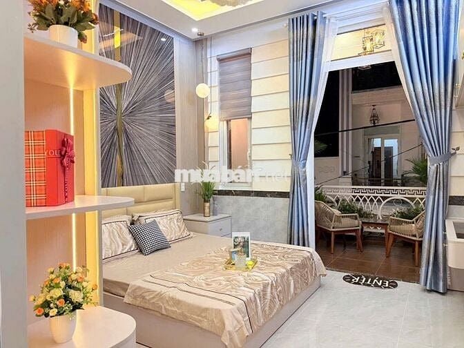 NHÀ 1 TRỆT 1 LẦU  HẺM 3-4 ĐƯỜNG NGUYỄN VĂN CỪ - NINH KIỀU - CẦN THƠ