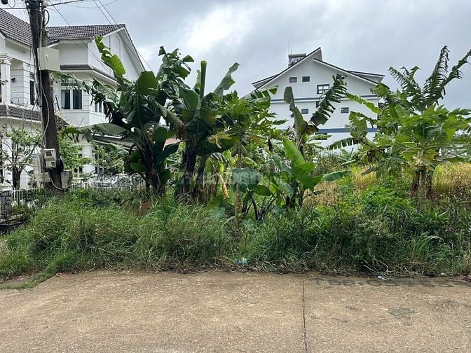 Cần bán gấp đất Nam Hồ - Đà Lạt