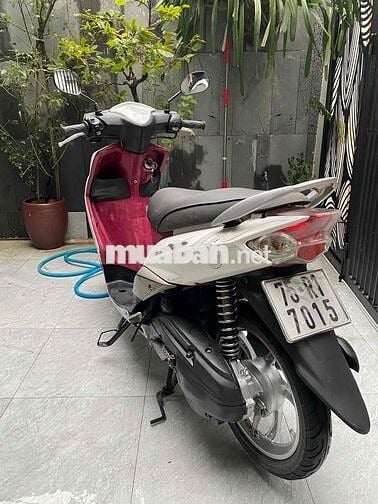 Yamaha Ultimo Trắng Đỏ