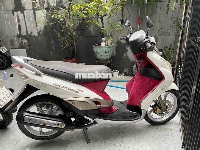 Yamaha Ultimo Trắng Đỏ