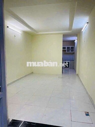 Cho thuê nhà nguyên căn.Đường Cách Mạng Tháng Tám.Phường 11.Quận 3.