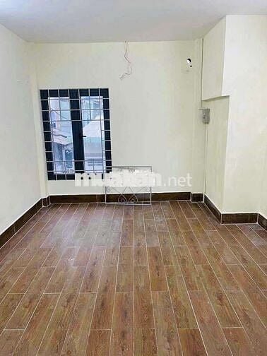 Cho thuê nhà nguyên căn.Đường Cách Mạng Tháng Tám.Phường 11.Quận 3.