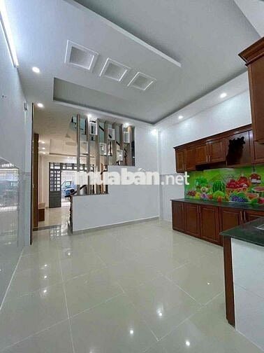 nhà trệt 2 lầu 4pn 3wc, hẻm xe tải đường Liên Khu 5 6. BHH B Bình Tân