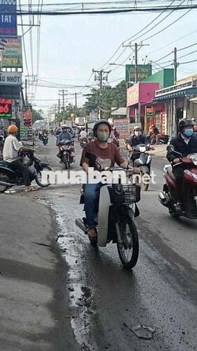 Cho Thuê Mặt Bằng 7tr/th  DT:  4×20 trống suốt.Mặt bằng mới 100% Mặt T