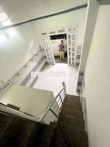 BÁN NHÀ 2 LẦU GIÁ RẺ . Q.8 . BĐS Q. 8 .PHUONGPHAN