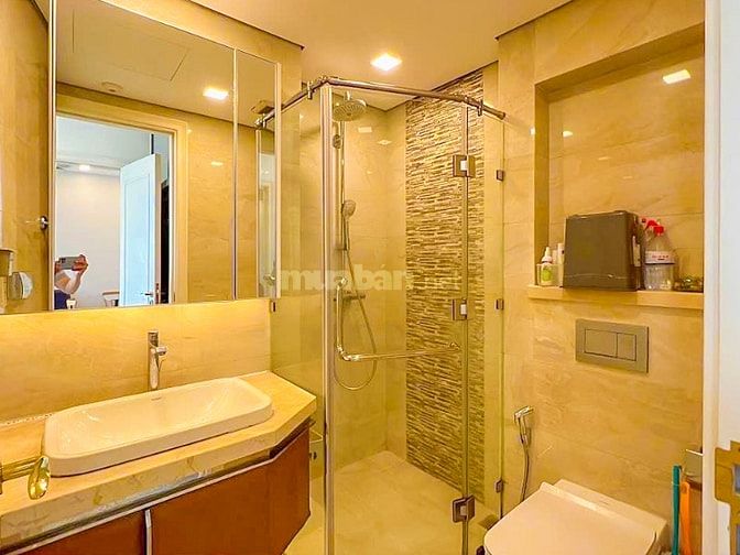 Bán Căn hộ tại Vinhomes Golden River Q1 tầng cao Aqua 2 gồm 2PN 78m2