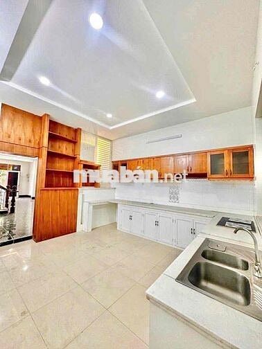 🍀Cho thuê nhà MTKD đẹp đường 46 .Tên Lửa. BTân