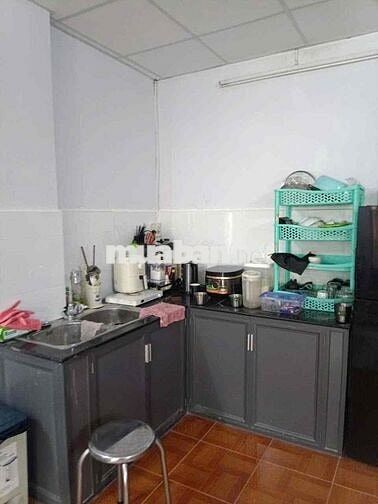 nhà hxh sát mt khu tên lửa chợ bình trị