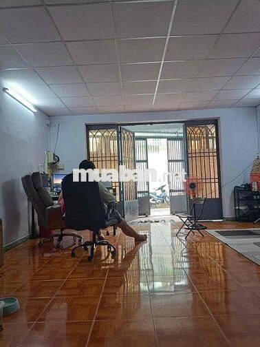 nhà hxh sát mt khu tên lửa chợ bình trị