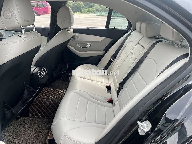 Cần bán Mercedes Benz C200
