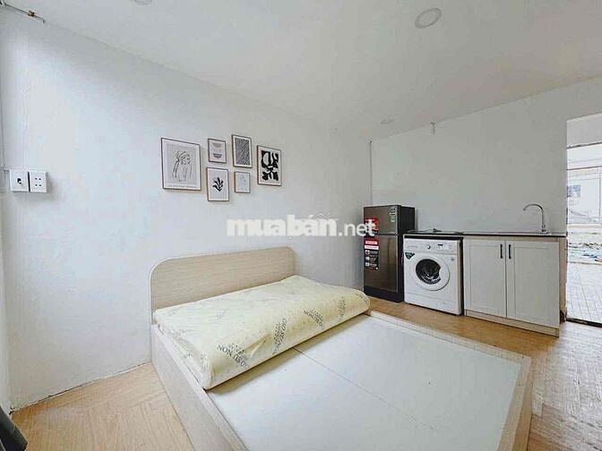 Studio - Full NT có máy giặt riêng - ngay Ga T3 gần Etown