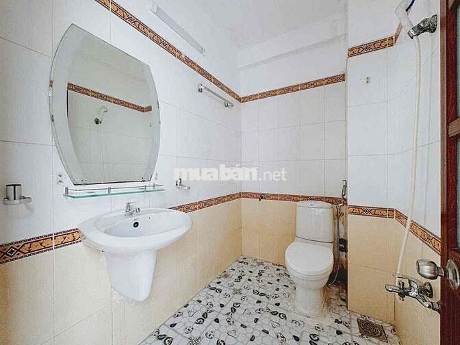 Studio - Full NT có máy giặt riêng - ngay Ga T3 gần Etown