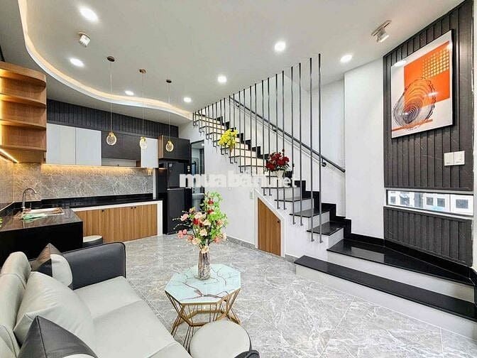 Cần Bán Căn Nhà HXH Quận Gò Vấp