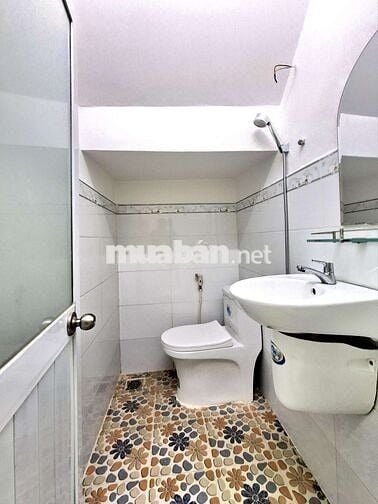 ✨️✨️ Nhà Bán 1 trệt 1 lầu ở ngay ✨️✨️