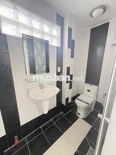 Tìm bạn nữ thuê với tụi mình, đường Phan Đăng Lưu