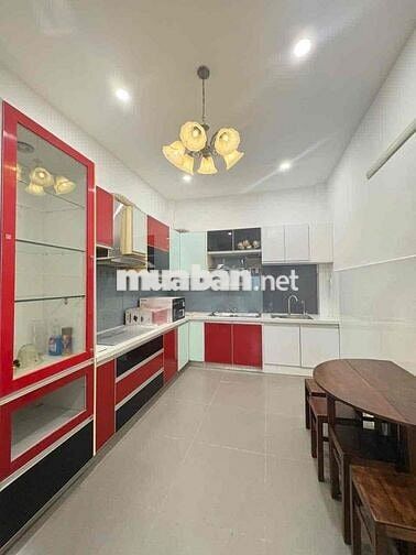 Tìm bạn nữ thuê với tụi mình, đường Phan Đăng Lưu