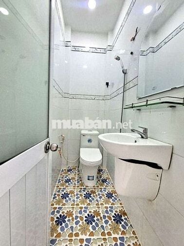 ✨️✨️ Nhà Bán 1 trệt 1 lầu ở ngay ✨️✨️