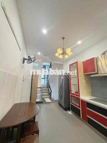 Tìm bạn nữ thuê với tụi mình, đường Phan Đăng Lưu