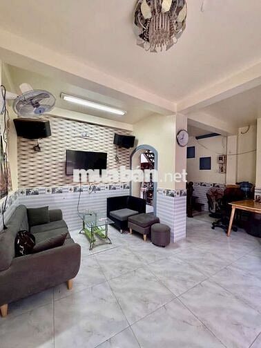 Nhà 3 Tầng Ngang 6m, 3 Tầng, Gần Chợ Thạch Đà