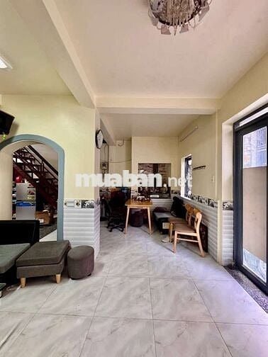 Nhà 3 Tầng Ngang 6m, 3 Tầng, Gần Chợ Thạch Đà