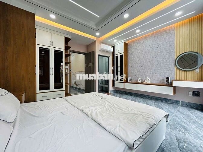 Nhà đẹp 2 lầu full nội thất hẻm xe hơi, đường hà huy giáp