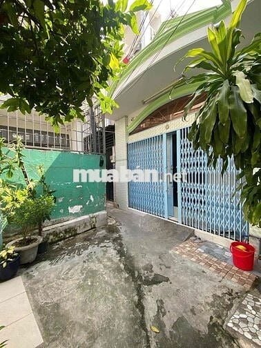 Nhà cấp 4 diện tích 120m2(Chính chủ)