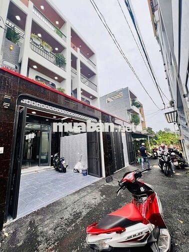 Nhà đẹp 2 lầu full nội thất hẻm xe hơi, đường hà huy giáp