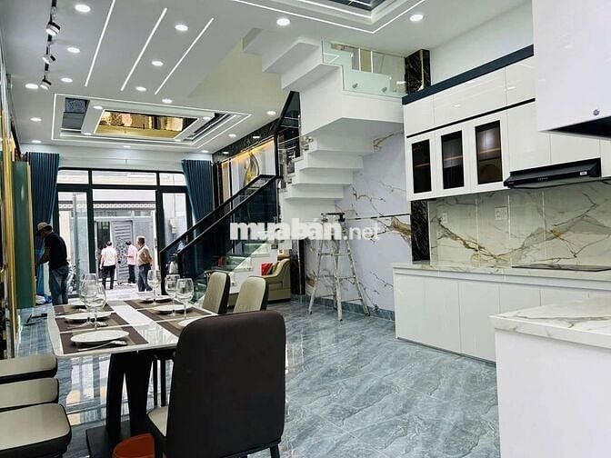 Nhà đẹp 2 lầu full nội thất hẻm xe hơi, đường hà huy giáp