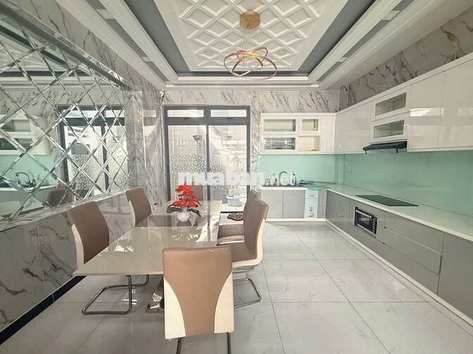 BÁN NHÀ MỚI 4 T- LÔ NHÌ HTP- HÀNG XÓM QUẬN 7- 100M2- GIÁ NHỈNH 8 TỶ.