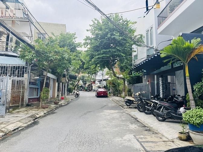 Siêu Hiếm - Gần Cầu Rồng - Đường Võ Văn Kiệt Nhà 3 Tầng