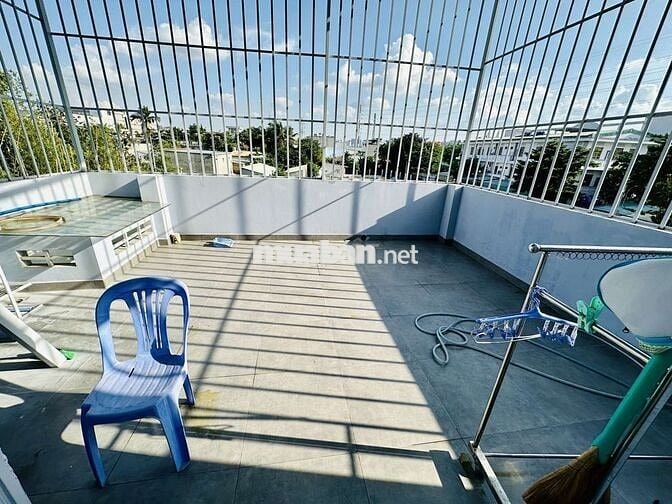 BÁN NHÀ ĐS 9  90M2 (5X8 ) HXH, 3 TẦNG SHR HIỆP BÌNH CHÁNH THỦ ĐỨC