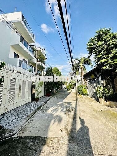 BÁN NHÀ ĐS 9  90M2 (5X8 ) HXH, 3 TẦNG SHR HIỆP BÌNH CHÁNH THỦ ĐỨC