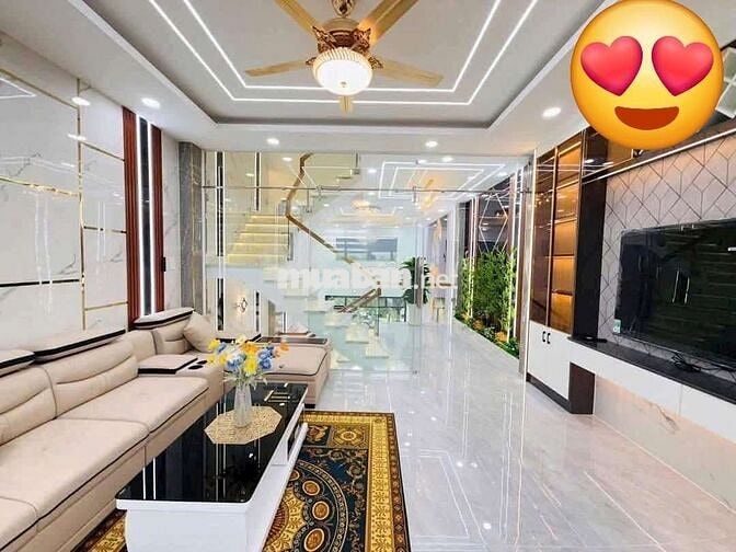 Nhà mới ful nôi thất lung linh ,5pn 6wc , đường 12m . Đi gv gần .