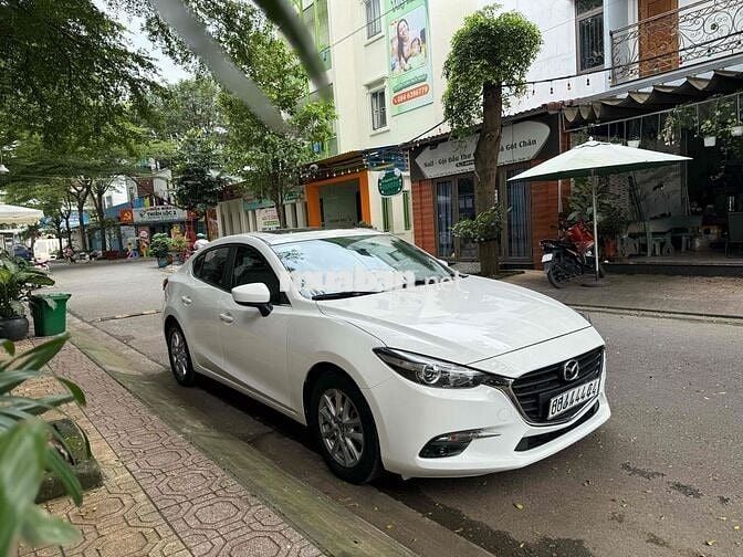 Mazda 3 2019 Sport 1.5L Luxury - 47000 km