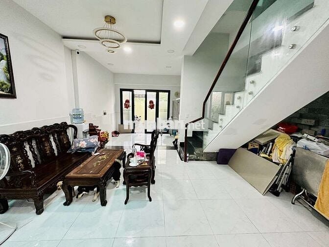 BÁN NHÀ ĐS 9  90M2 (5X8 ) HXH, 3 TẦNG SHR HIỆP BÌNH CHÁNH THỦ ĐỨC