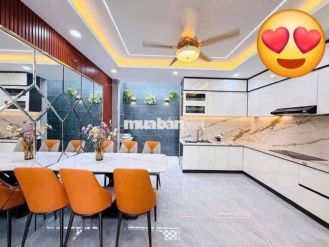 Nhà mới ful nôi thất lung linh ,5pn 6wc , đường 12m . Đi gv gần .